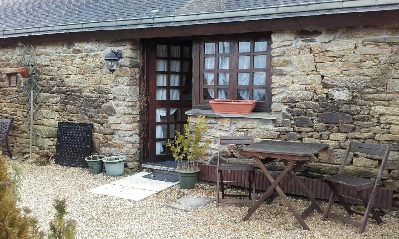 Gites De Camors Exterior photo