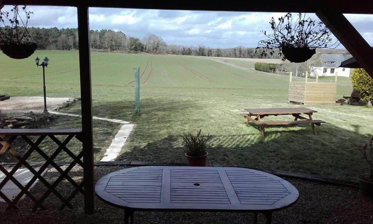 Gites De Camors Exterior photo