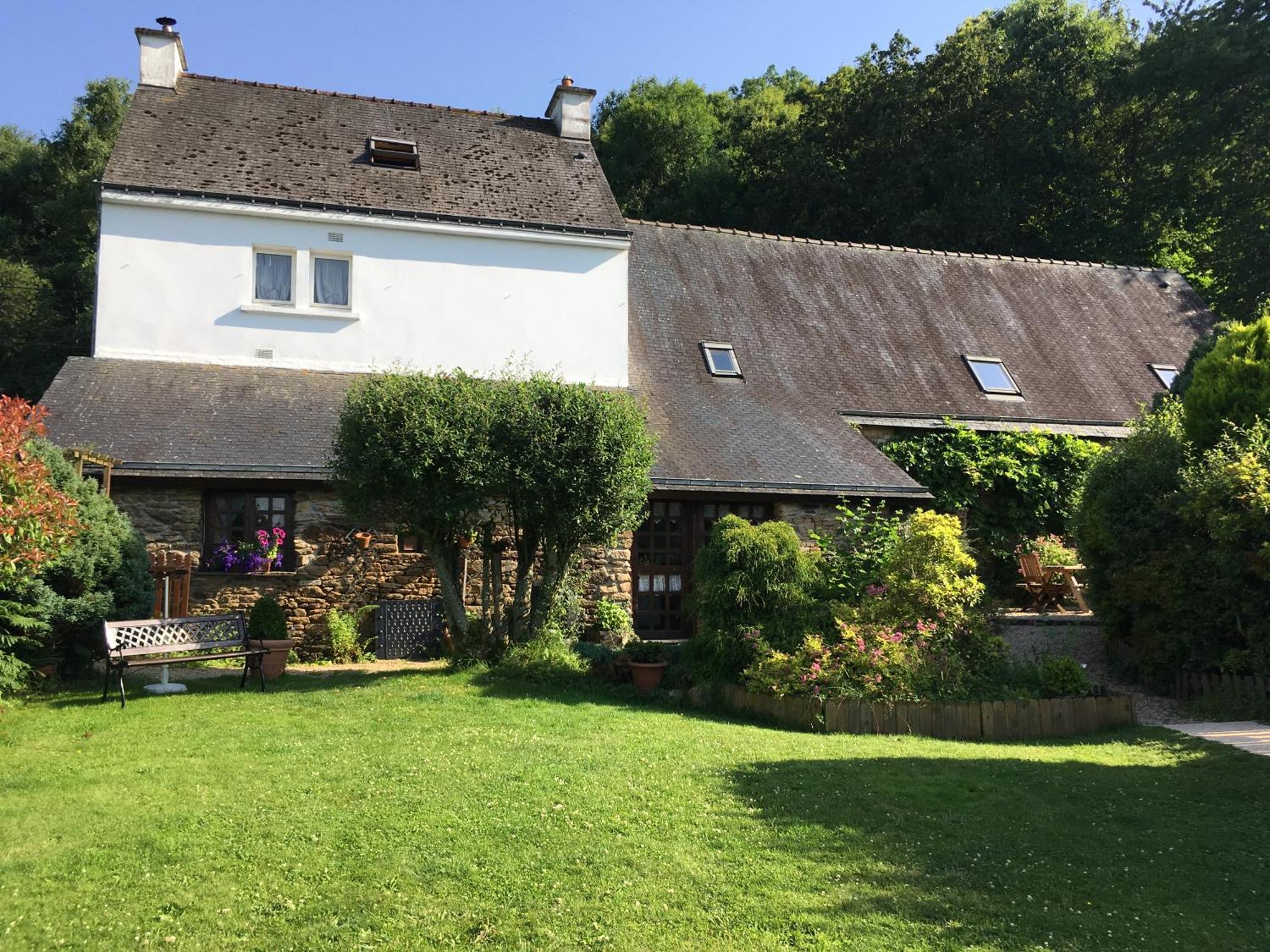 Gites De Camors Exterior photo