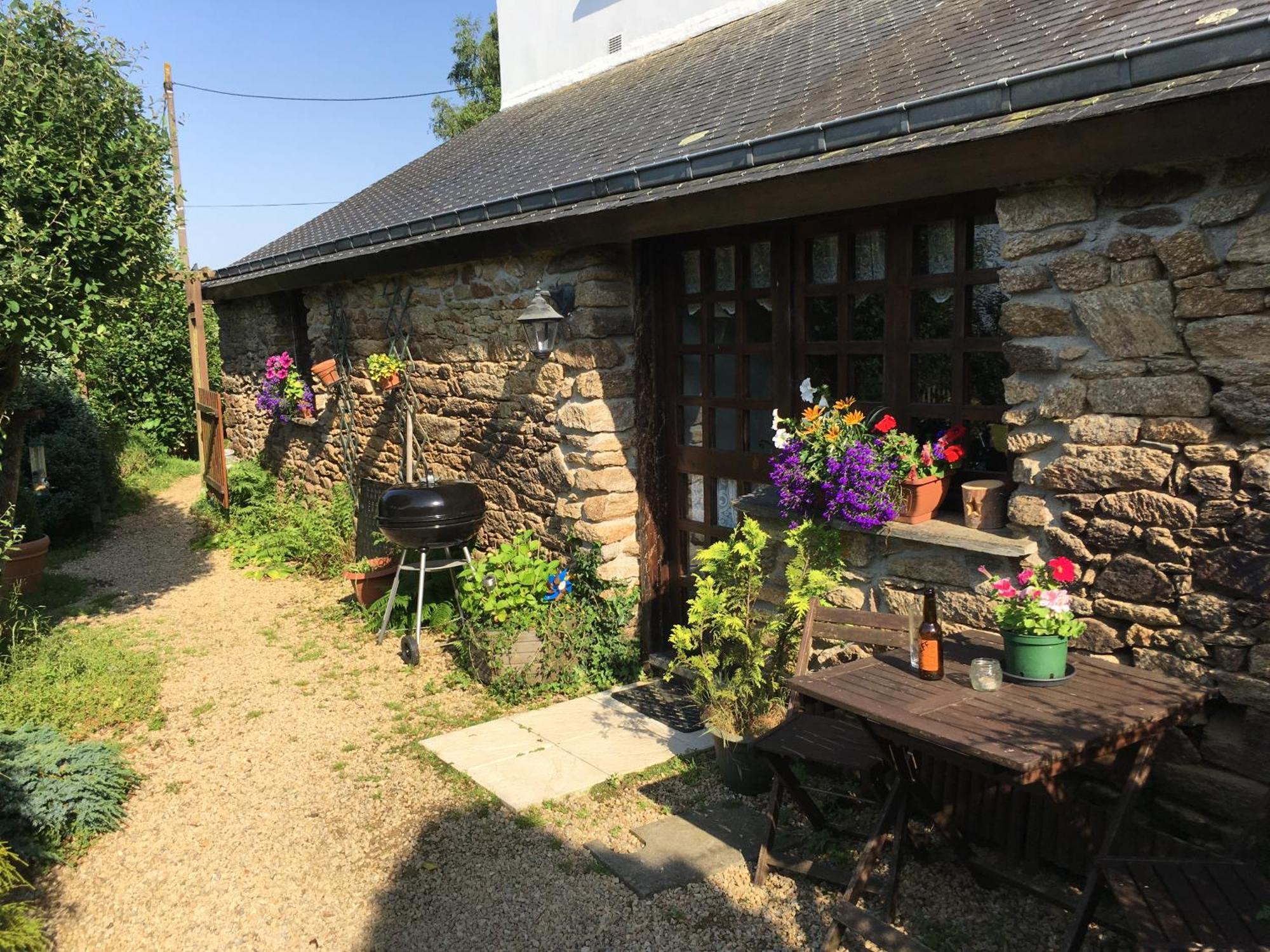 Gites De Camors Exterior photo
