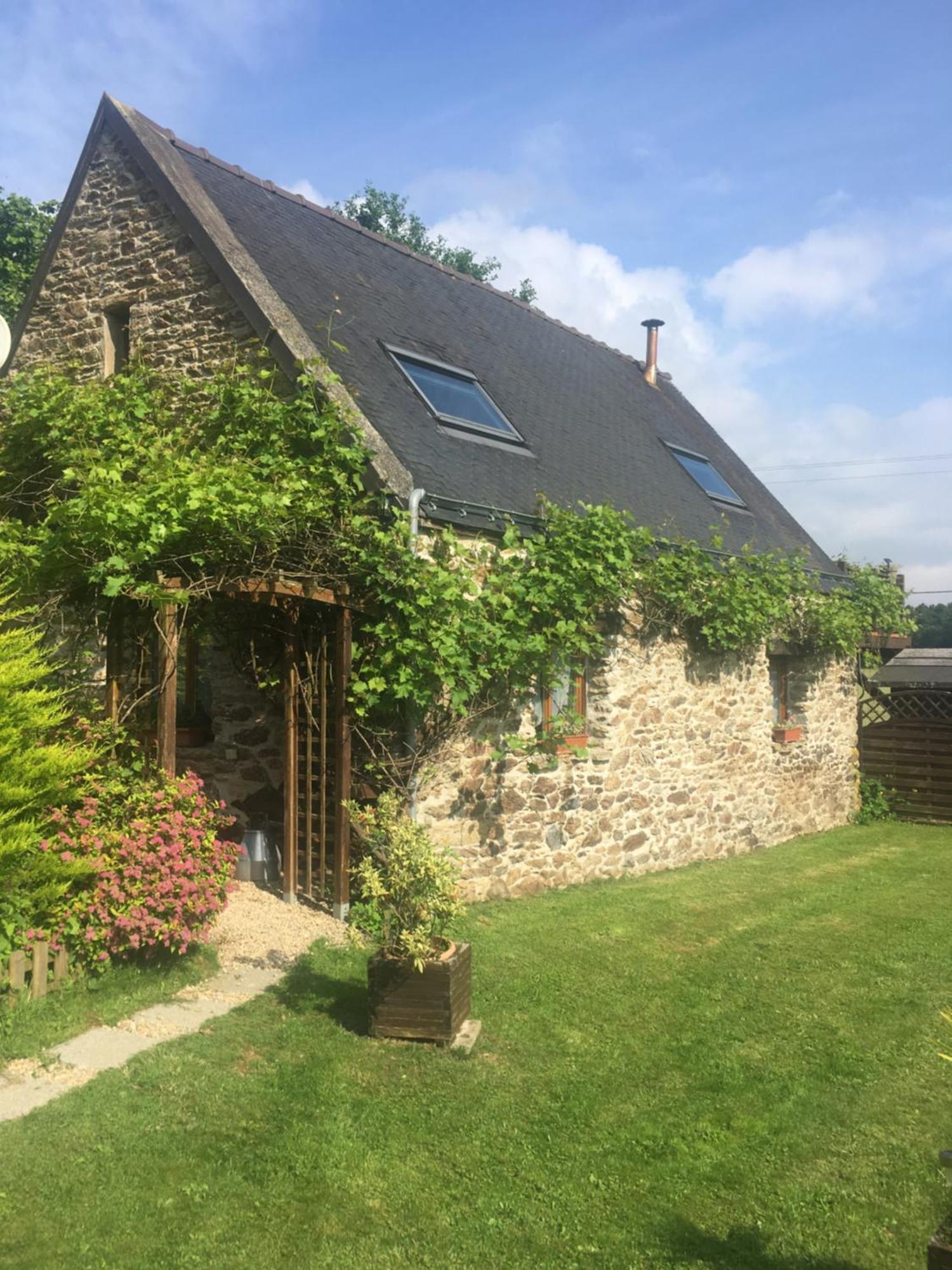 Gites De Camors Exterior photo